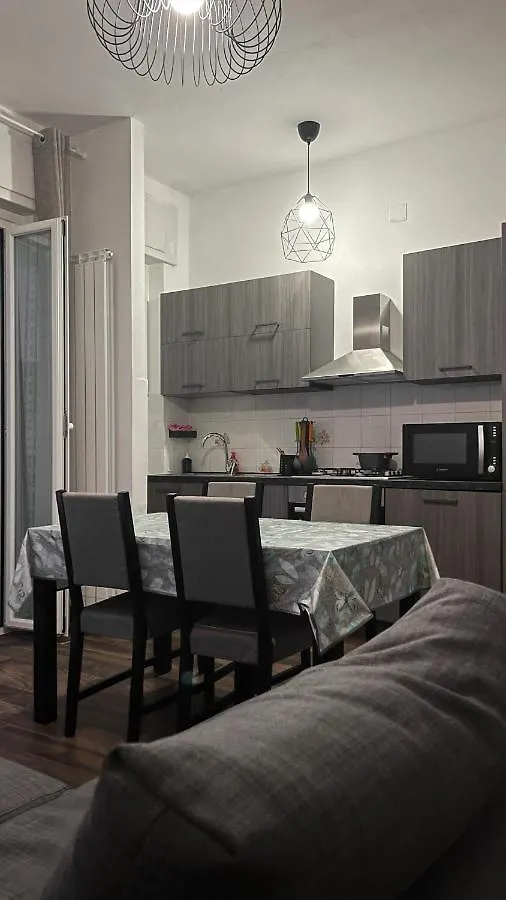 La Casa Di Desiree Apartment Rapallo